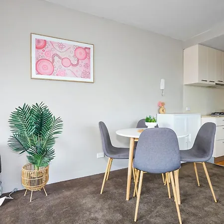 Sleek And Stylish Studio Apartment On Spencer Melbourne Exterior photo